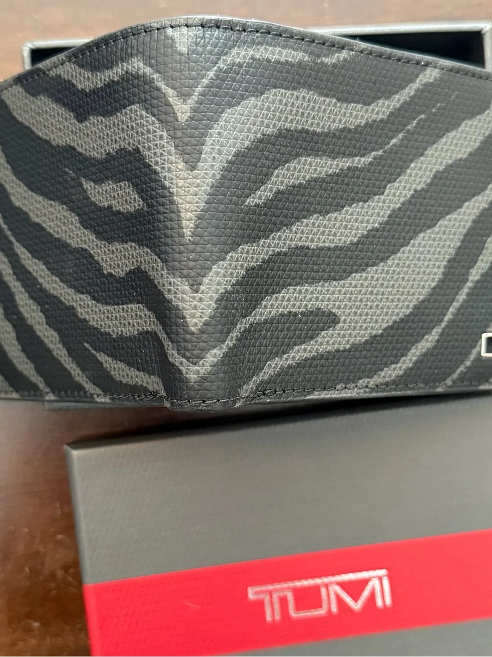 Tumi Monaco Leather SLG Black & Gray Zebra (Tiger) Pattern Bi-Fold Wallet NIB